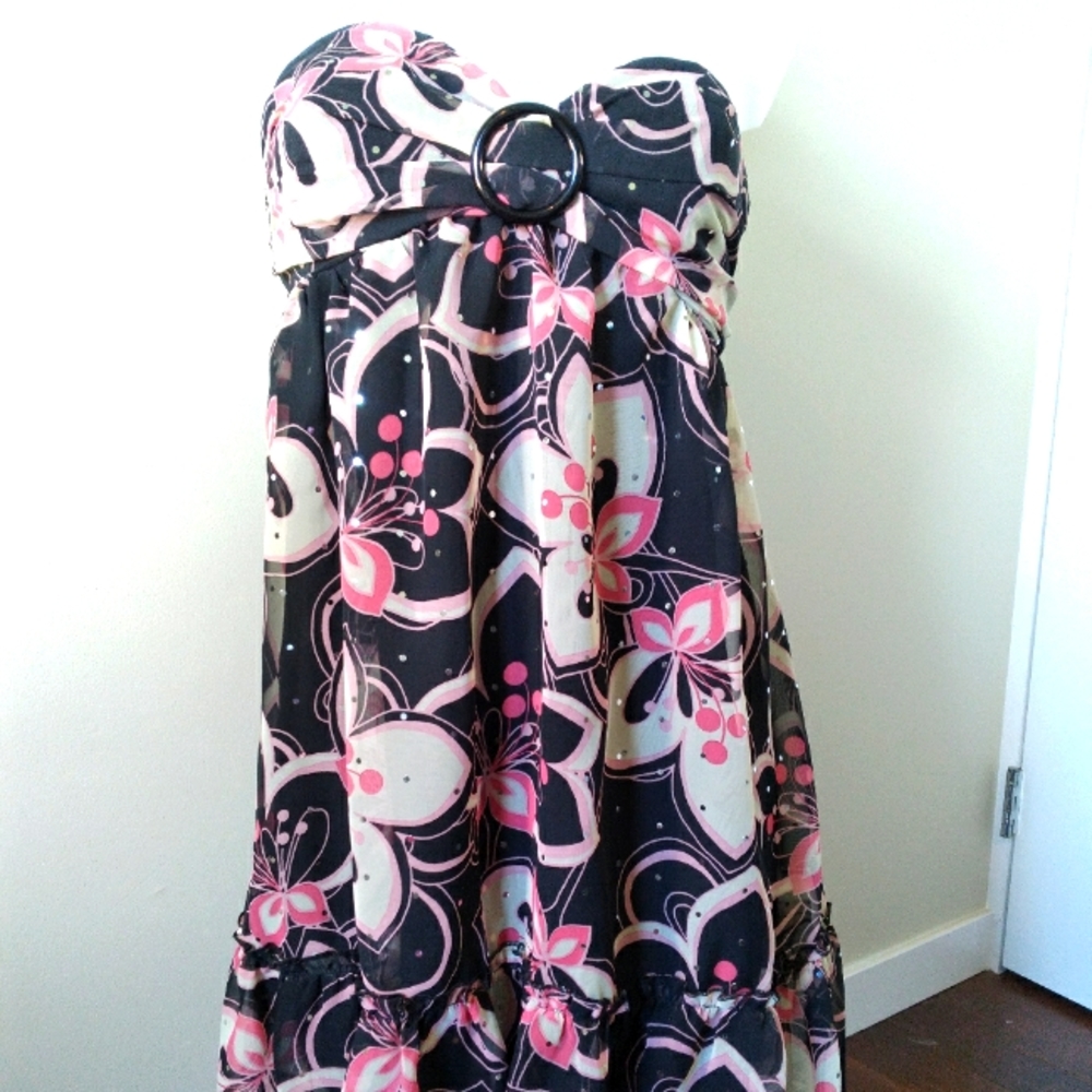 Pretty Johnny Martin Strapless Dress. Tropical Floral with Sequins